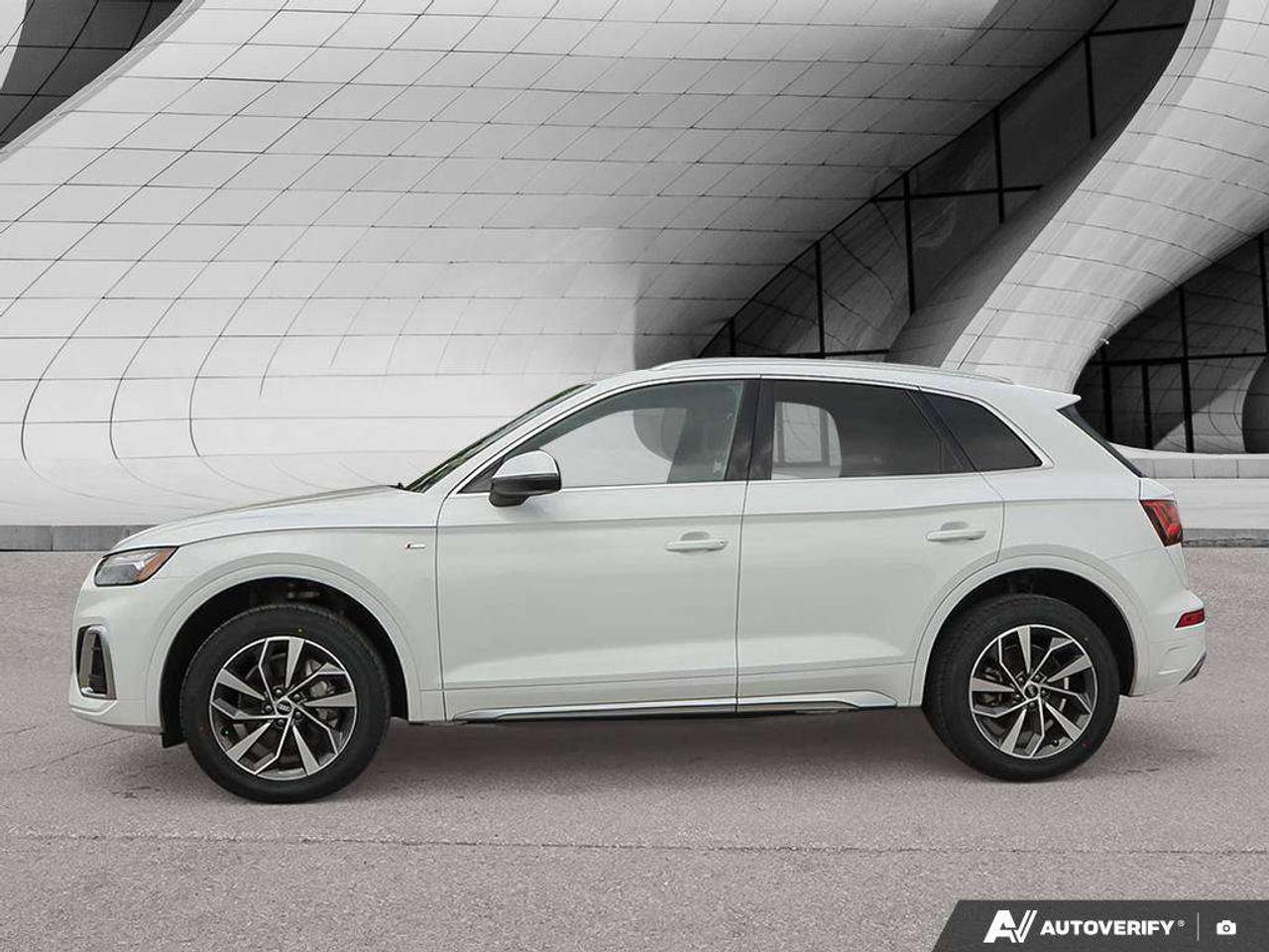 2021 Audi Q5 Progressiv   Quattro   Leather   Heated Seats   Backup Camera Photo5