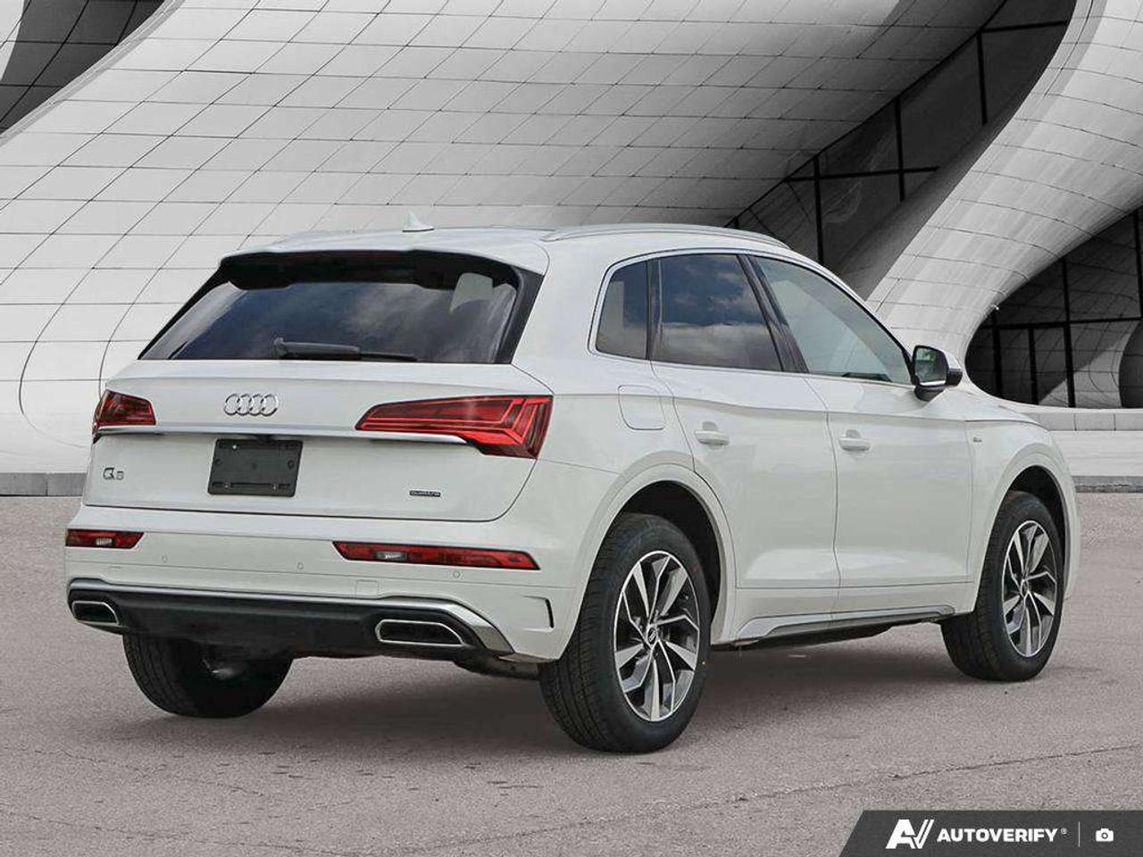 2021 Audi Q5 Progressiv   Quattro   Leather   Heated Seats   Backup Camera Photo