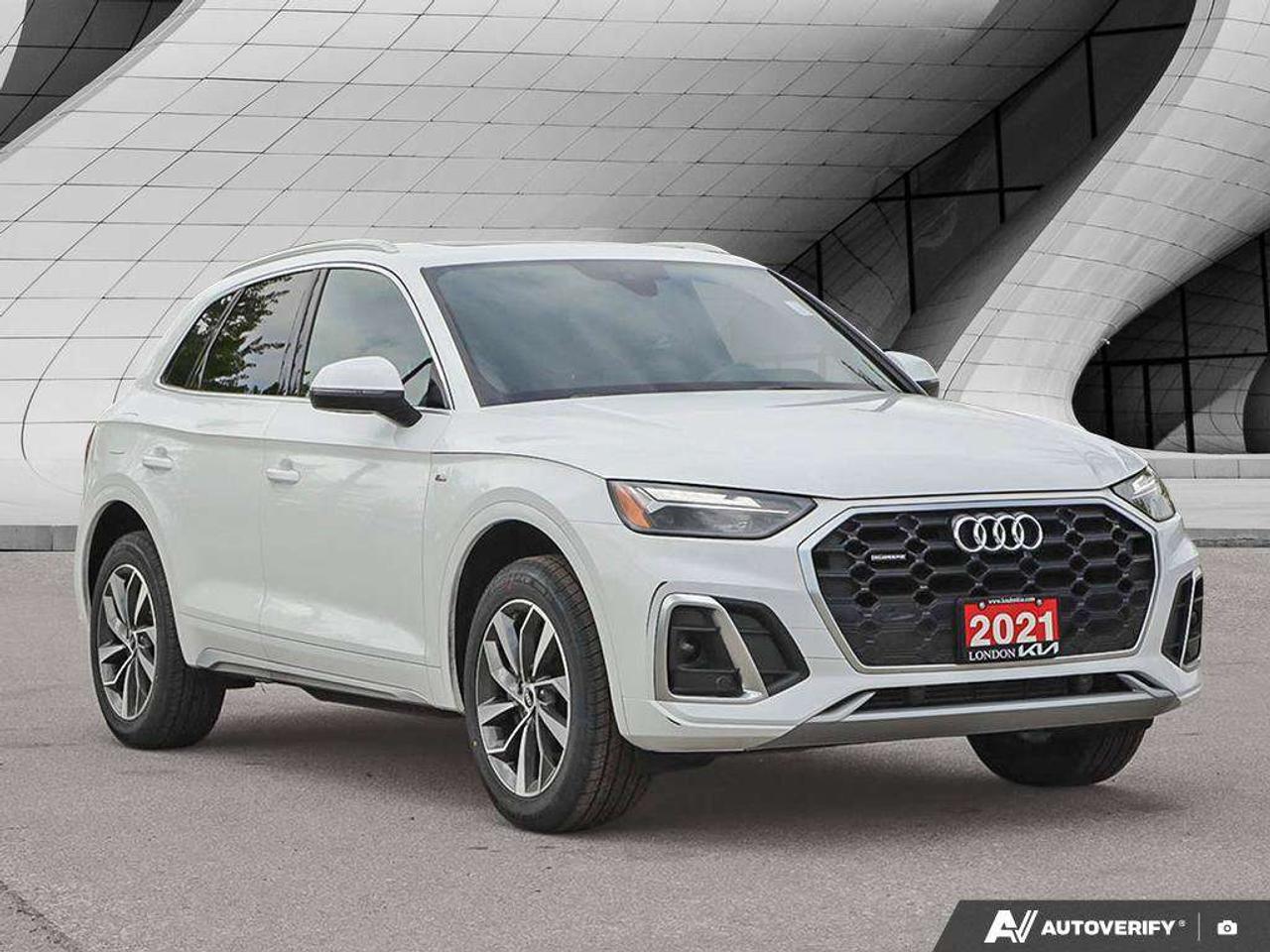 2021 Audi Q5 Progressiv   Quattro   Leather   Heated Seats   Backup Camera Photo