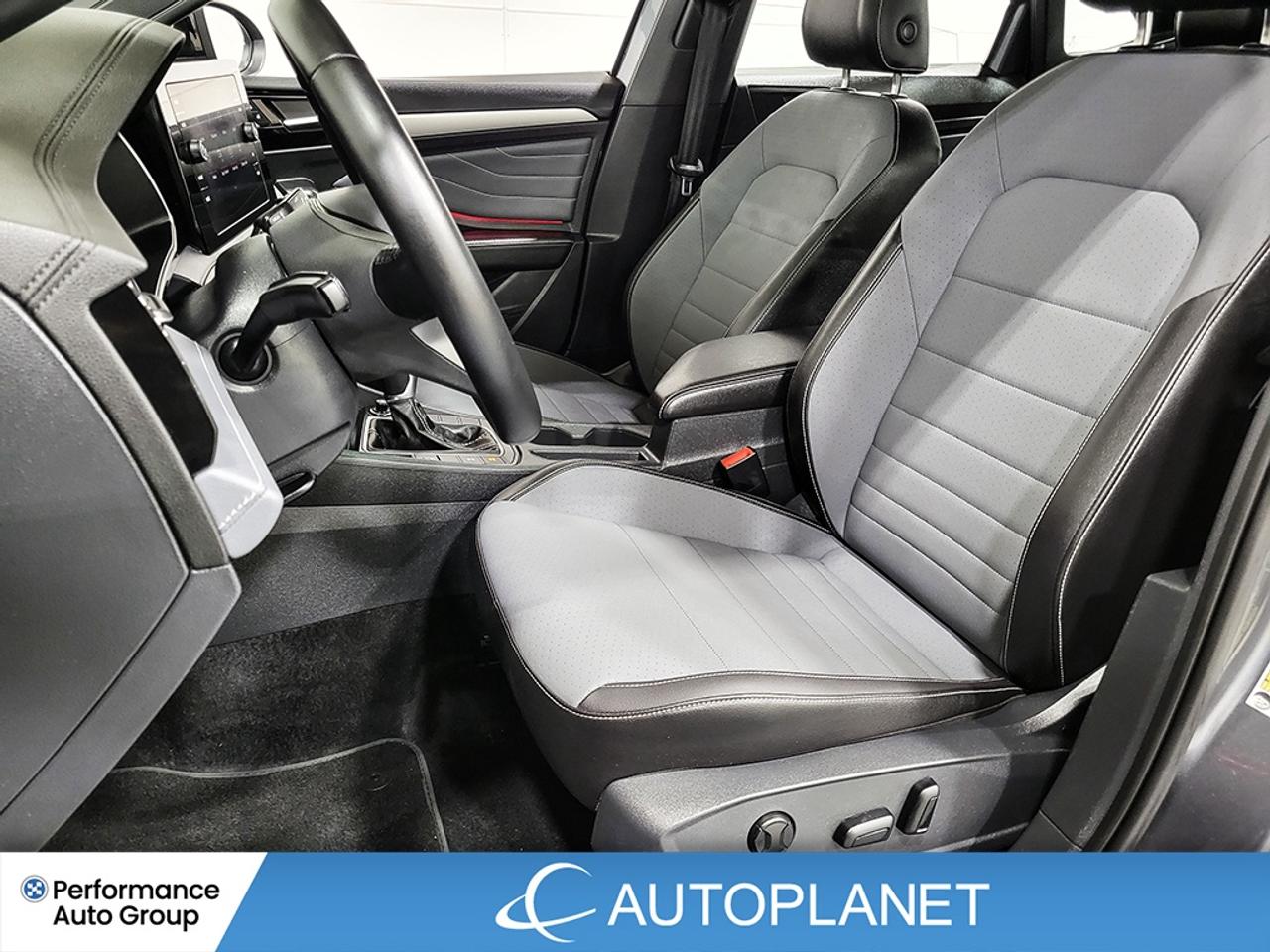 2025 Volkswagen Jetta Comfortline, Sport Pkg, Sunroof, Back Up Cam! Photo