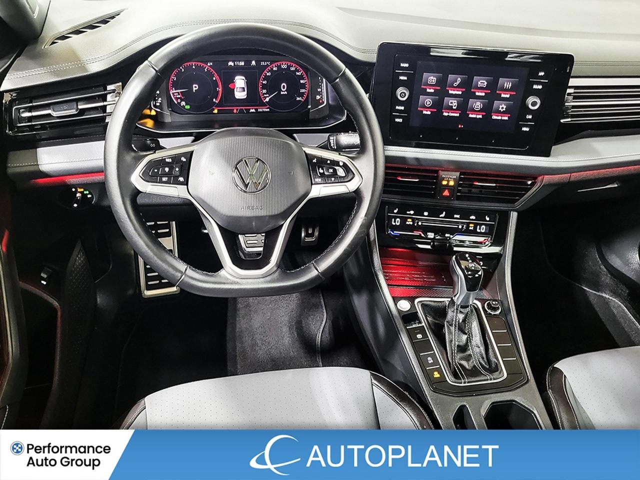 2025 Volkswagen Jetta Comfortline, Sport Pkg, Sunroof, Back Up Cam! Photo