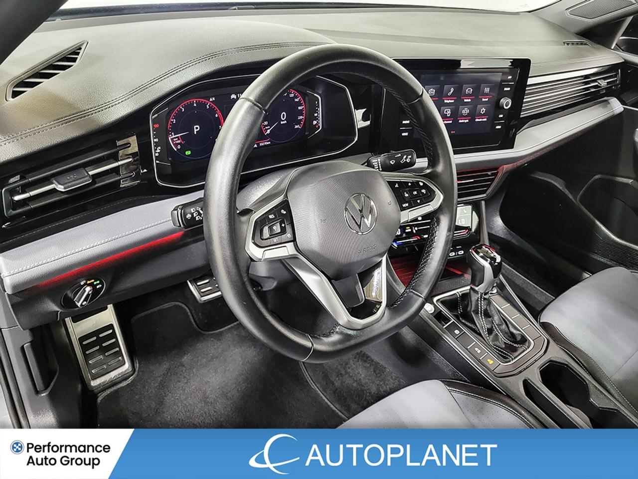 2025 Volkswagen Jetta Comfortline, Sport Pkg, Sunroof, Back Up Cam! Photo