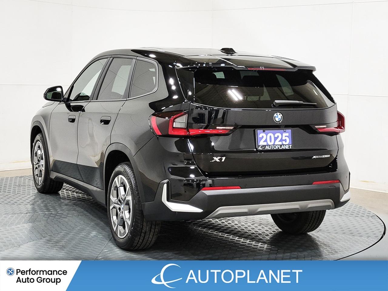 2025 BMW X1 xDrive28i, Pano Roof, Heated Seats, Bluetooth! Photo