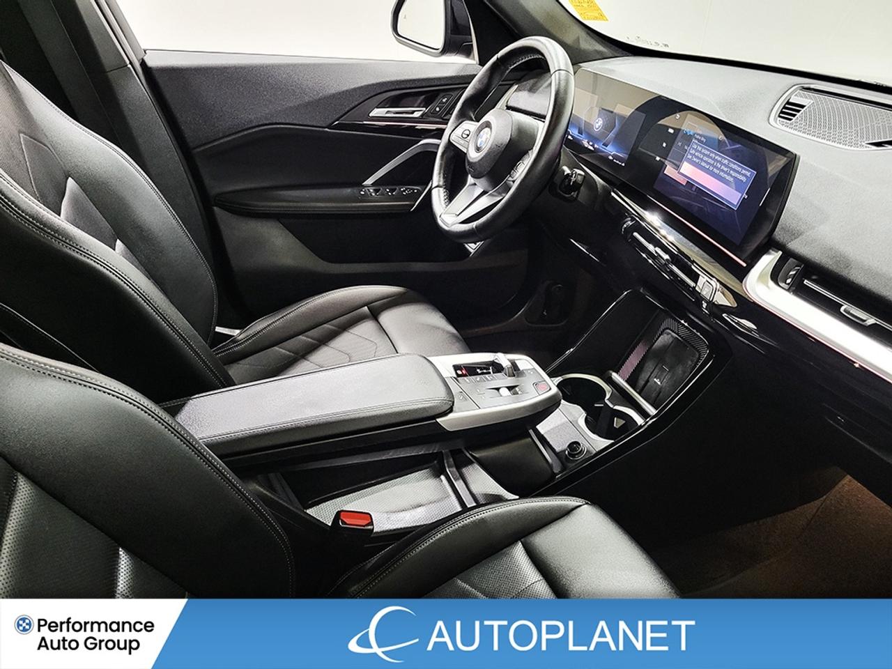 2025 BMW X1 xDrive28i, Pano Roof, Heated Seats, Bluetooth! Photo