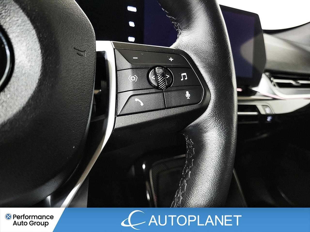 2025 BMW X1 xDrive28i, Pano Roof, Heated Seats, Bluetooth! Photo