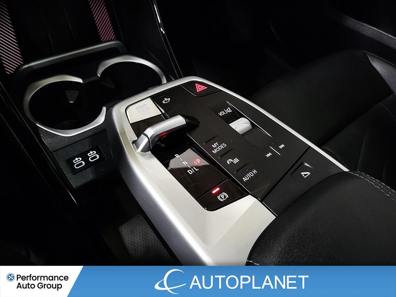 2025 BMW X1 xDrive28i, Pano Roof, Heated Seats, Bluetooth! Photo