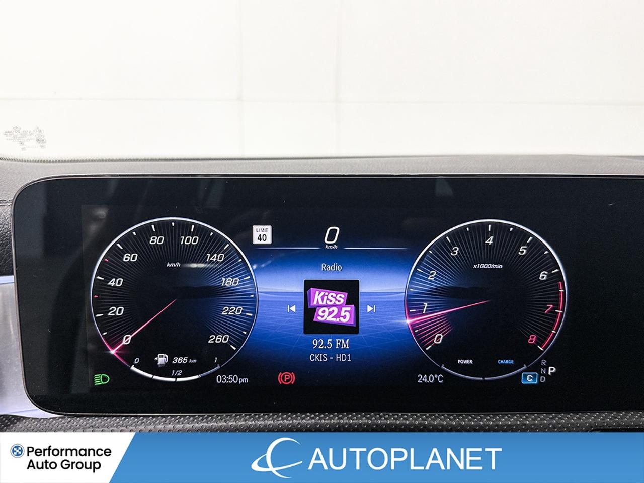 2024 Mercedes-Benz CLA 4MATIC, Pano Roof, Back Up Cam, Apple CarPlay! Photo