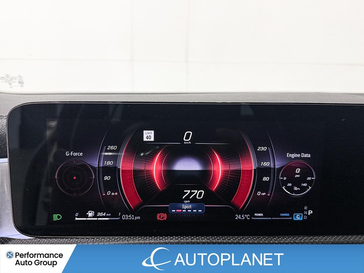 2024 Mercedes-Benz CLA 4MATIC, Pano Roof, Back Up Cam, Apple CarPlay! Photo