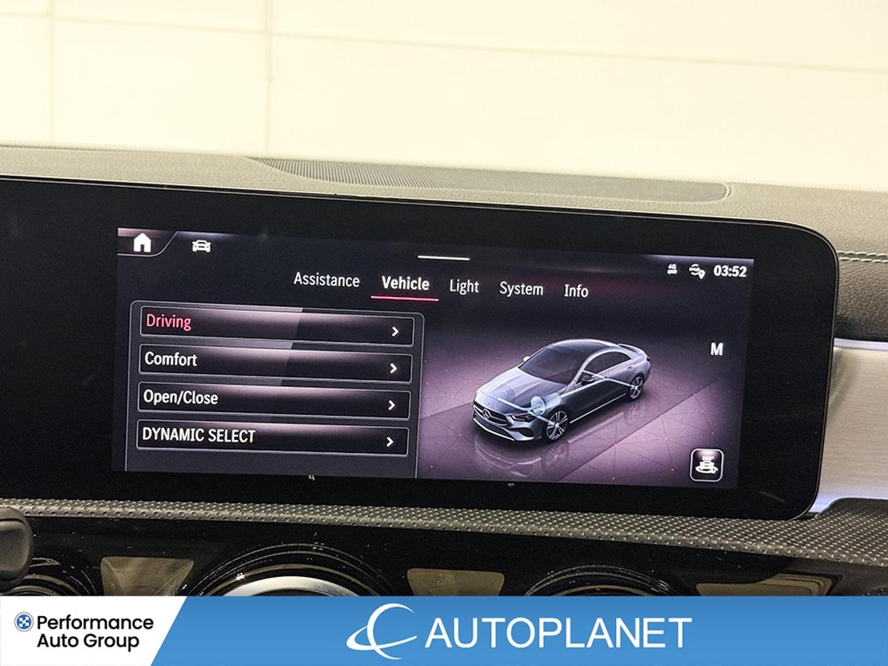 2024 Mercedes-Benz CLA 4MATIC, Pano Roof, Back Up Cam, Apple CarPlay! Photo
