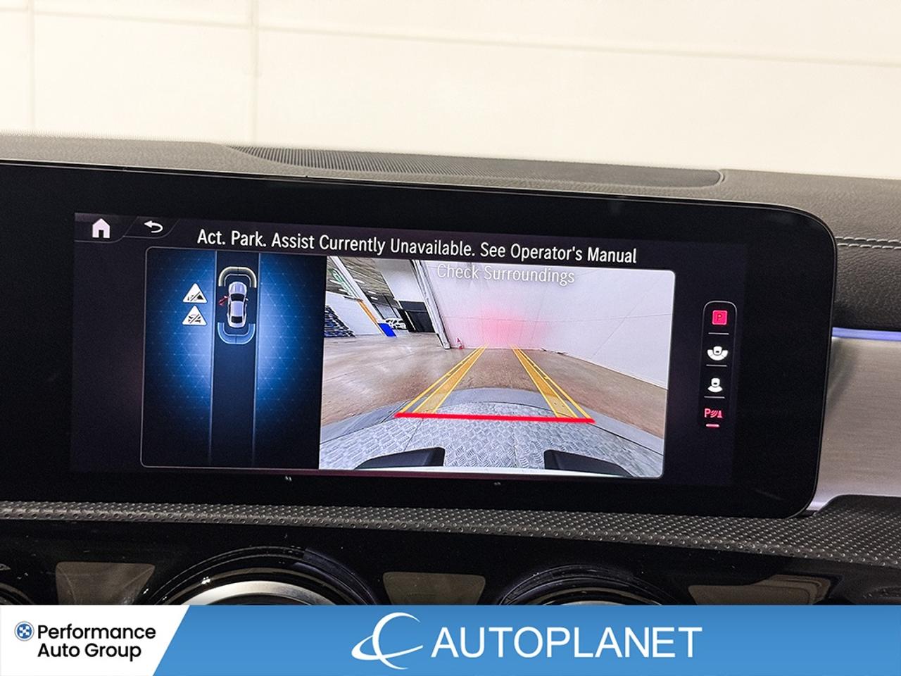 2024 Mercedes-Benz CLA 4MATIC, Pano Roof, Back Up Cam, Apple CarPlay! Photo