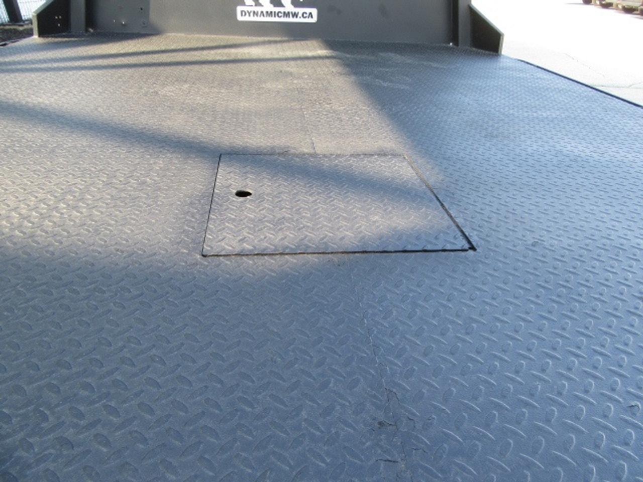 2021 Ford F-550 DIESEL REG CAB 4X4 12 FT STEEL DECK / GOOSENECK Photo