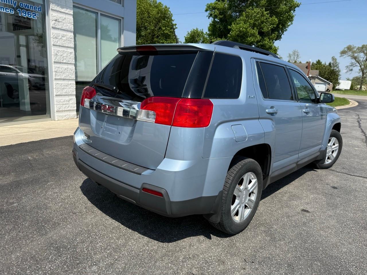 2014 GMC Terrain SLE-2 Front-wheel Drive Sport Utility Photo