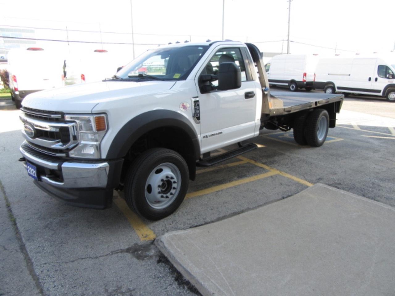 2021 Ford Super Duty F-550 DIESEL REG CAB 4X4 12 FT STEEL DECK / GOOSENECK Photo