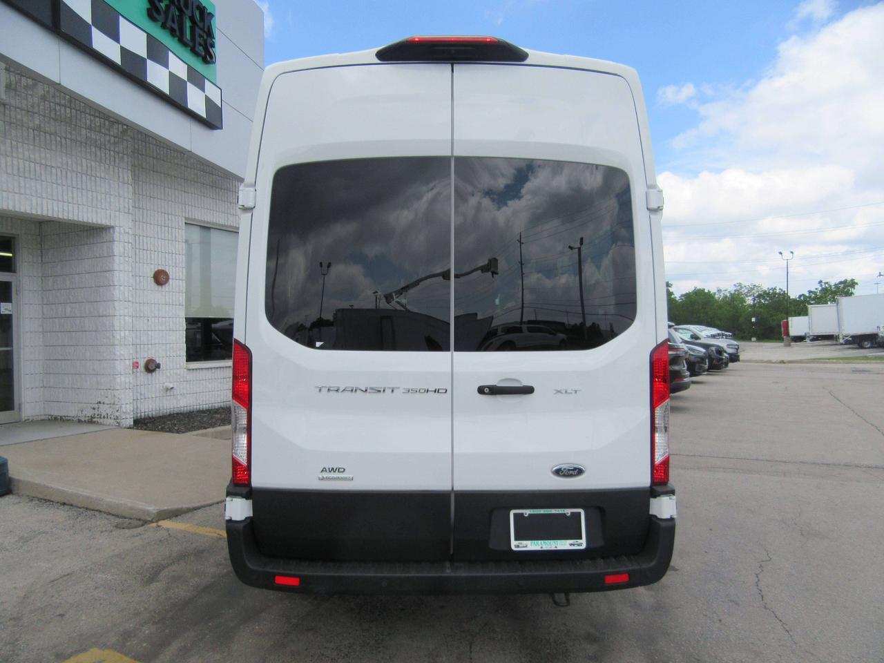 2025 Ford Transit T-350 HD ALL WHEEL DRIVE HIGH & LONG 15 PASS XLT Photo