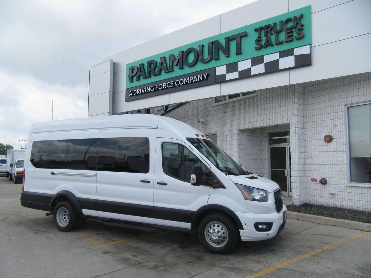 2025 Ford Transit T-350 HD ALL WHEEL DRIVE HIGH & LONG 15 PASS XLT Photo0
