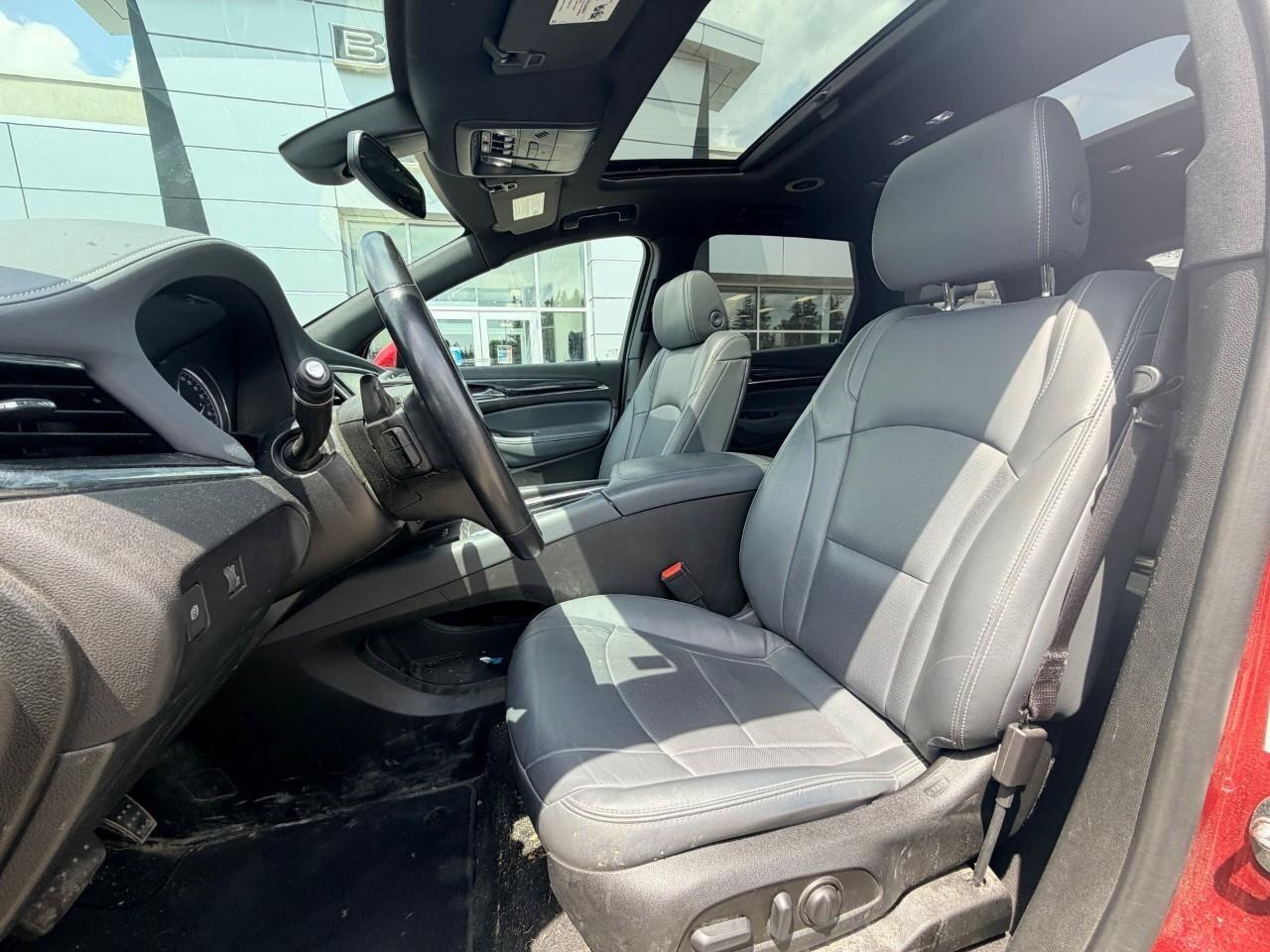 2023 Buick Enclave AWD 4dr Essence Photo