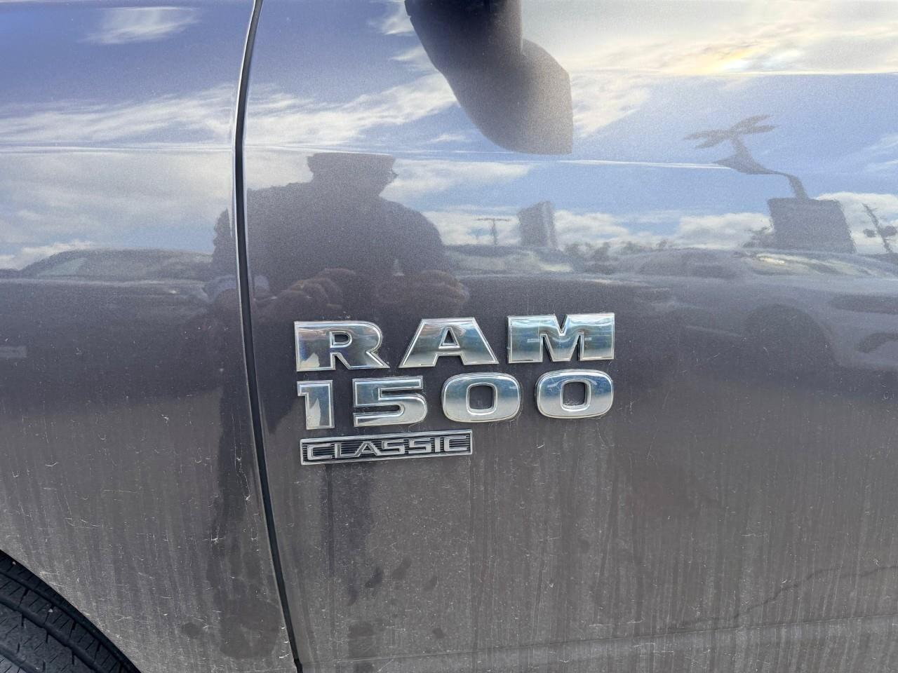 2019 RAM 1500 Classic SLT 4x4 Crew Cab 5'7  Box Photo