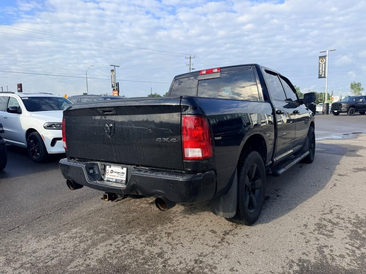 2021 RAM 1500 Classic SLT 4x4 Crew Cab 5'7  Box Photo