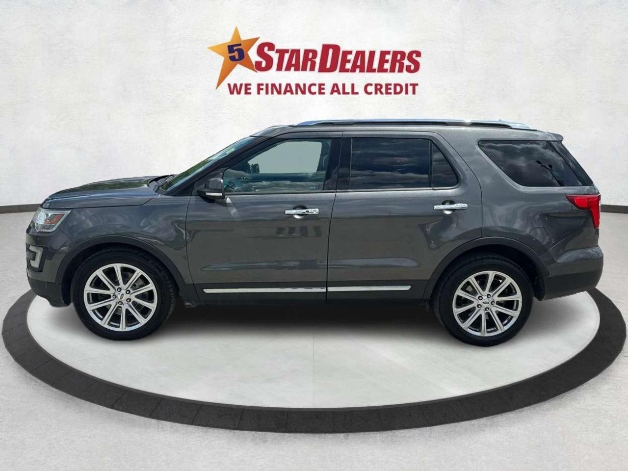 2017 Ford Explorer NAV LEATHER HEATED SEATS! WE FINANCE ALL CREDIT! Photo