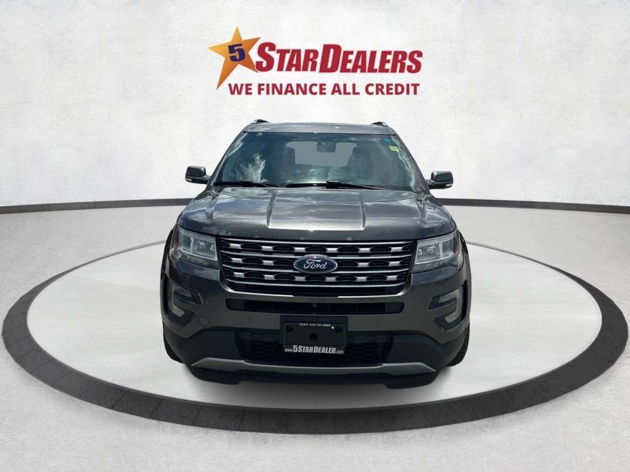 2017 Ford Explorer NAV LEATHER HEATED SEATS! WE FINANCE ALL CREDIT! Photo5