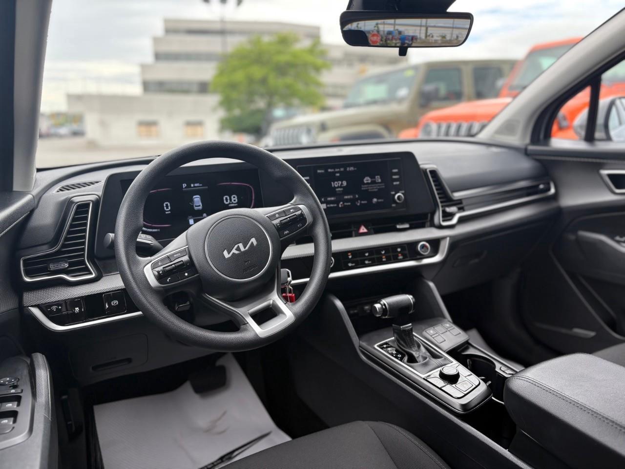 2024 Kia Sportage LX 4dr All-wheel Drive Photo