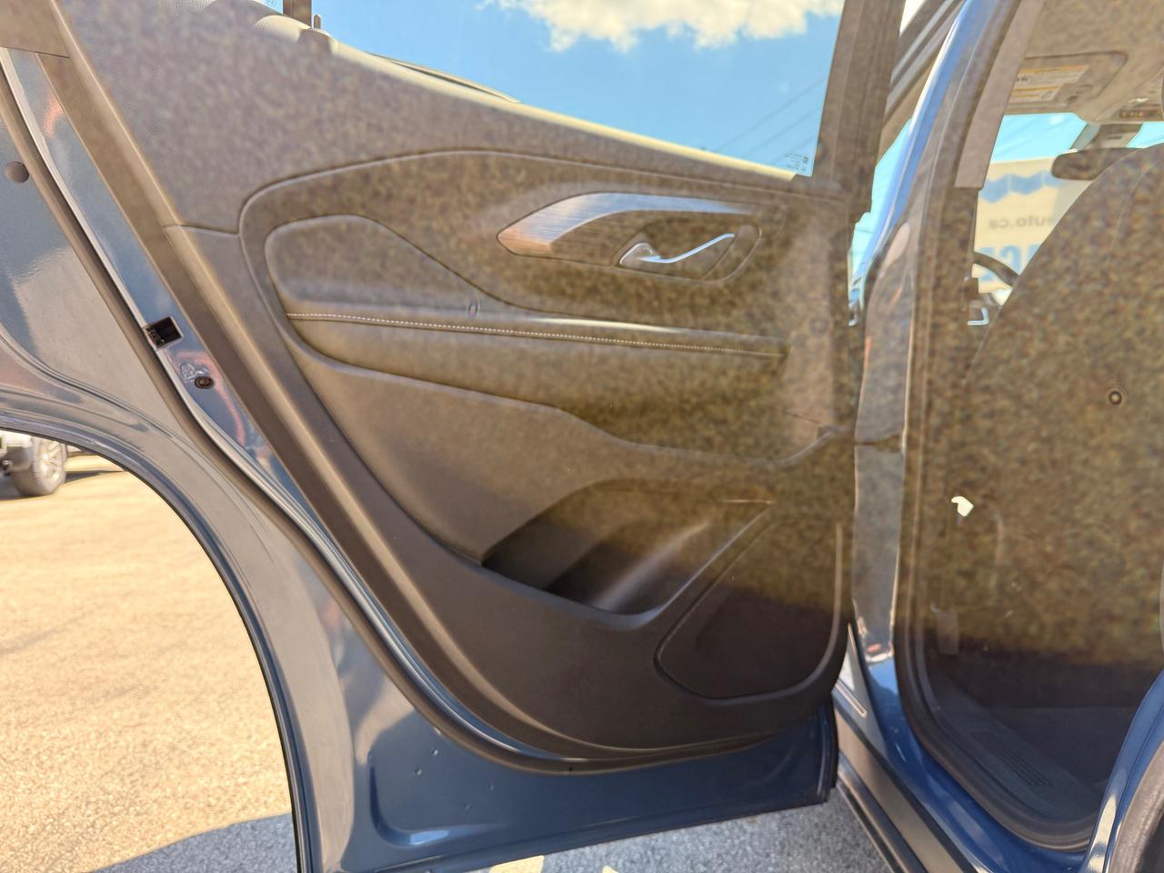 2024 GMC Terrain SLE Photo