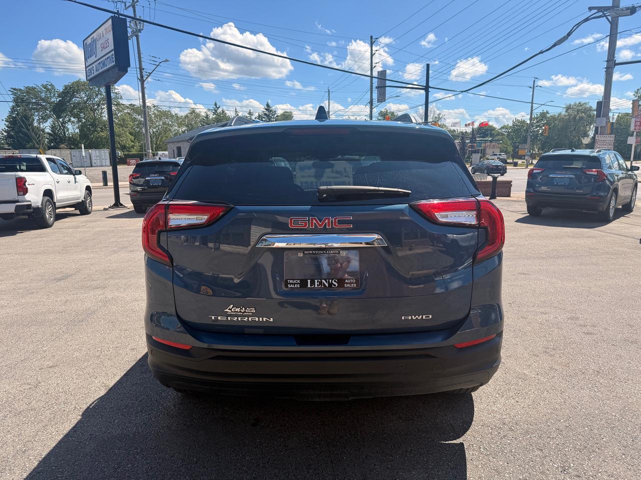 2024 GMC Terrain SLE Photo
