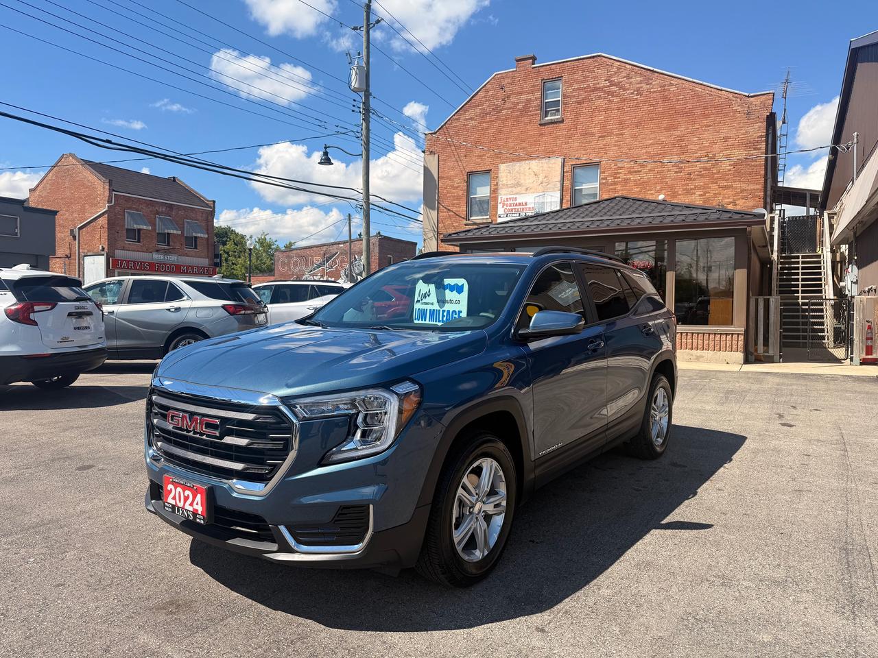 2024 GMC Terrain SLE Photo