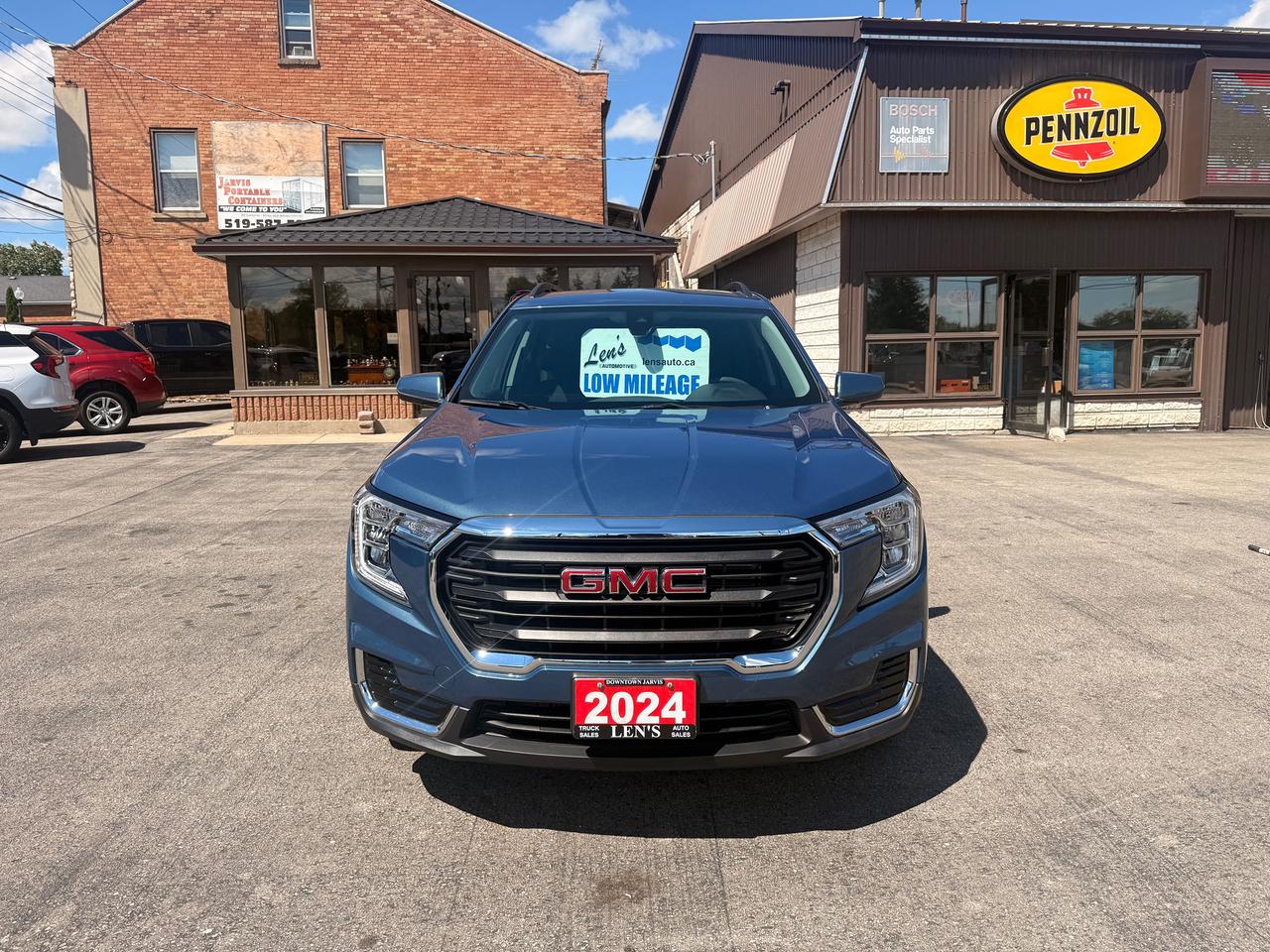 2024 GMC Terrain SLE Photo