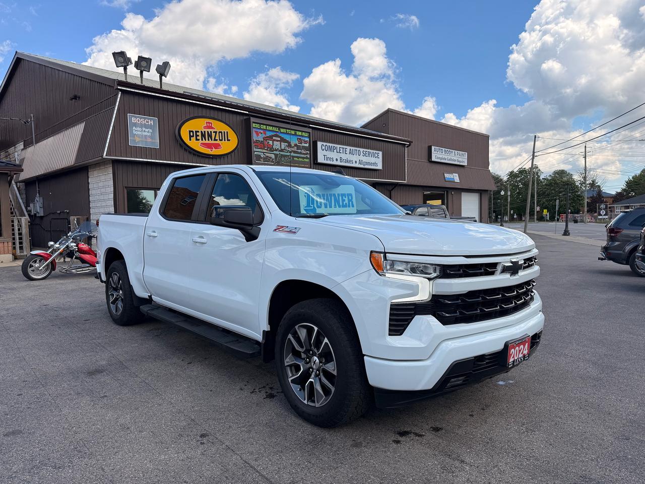 2024 Chevrolet Silverado 1500 RST Photo
