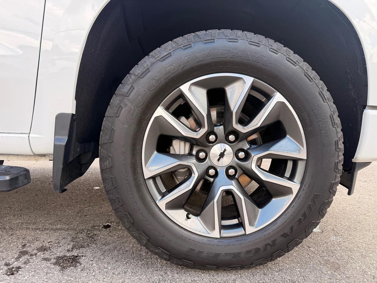 2024 Chevrolet Silverado 1500 RST Photo