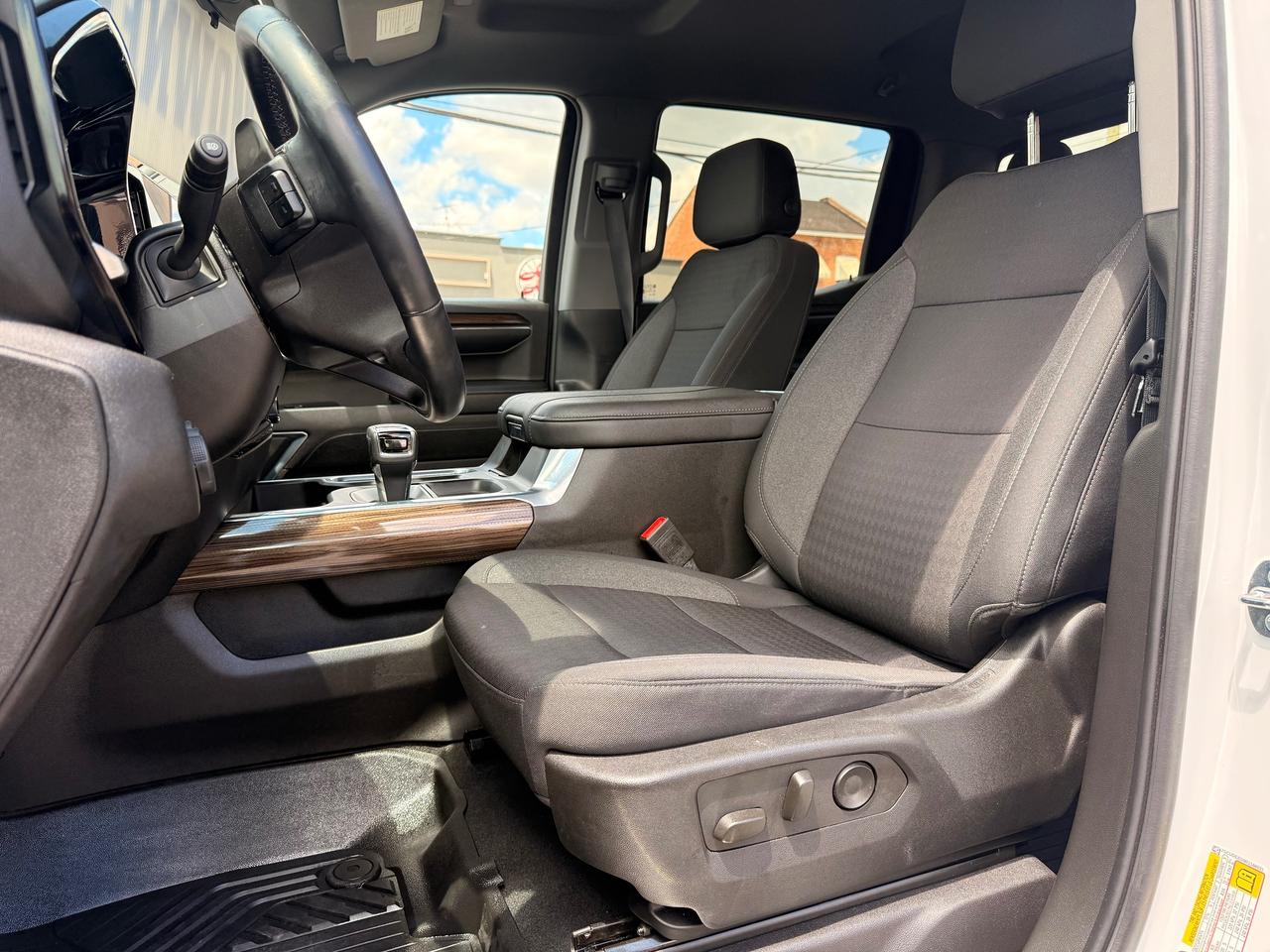 2024 Chevrolet Silverado 1500 RST Photo