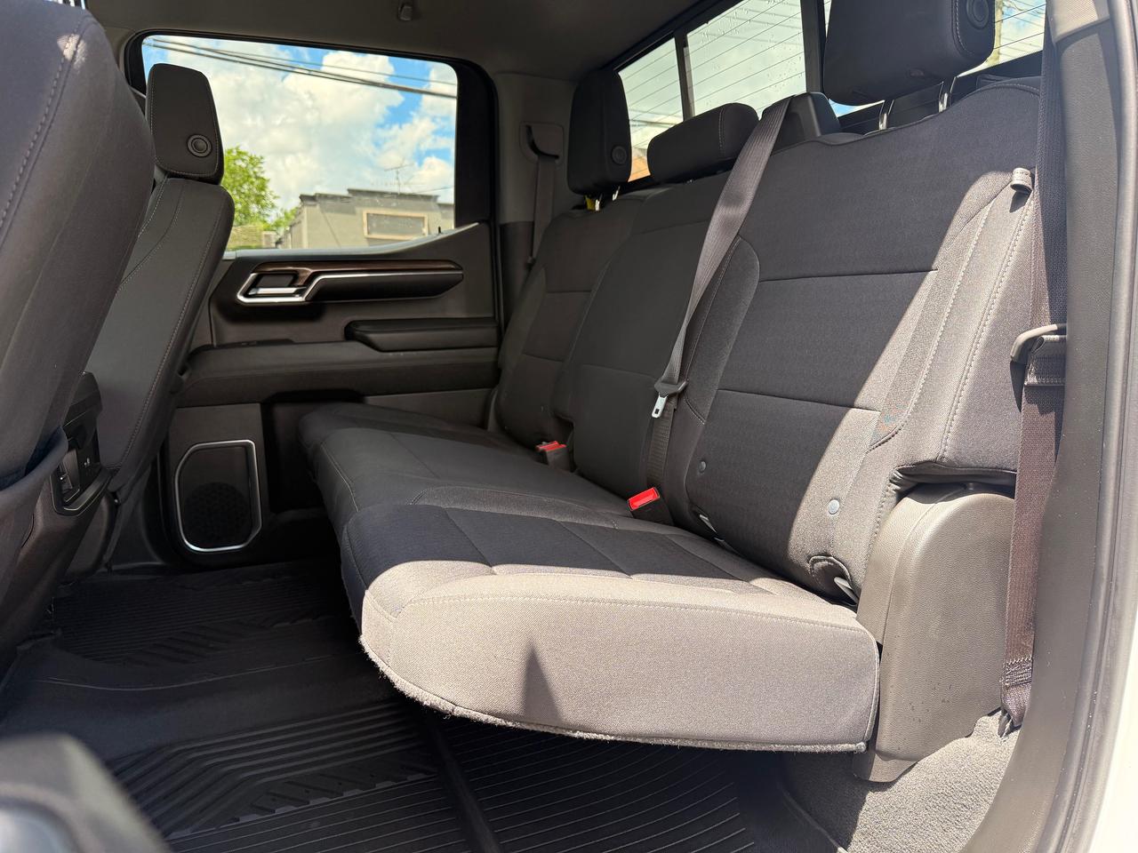 2024 Chevrolet Silverado 1500 RST Photo