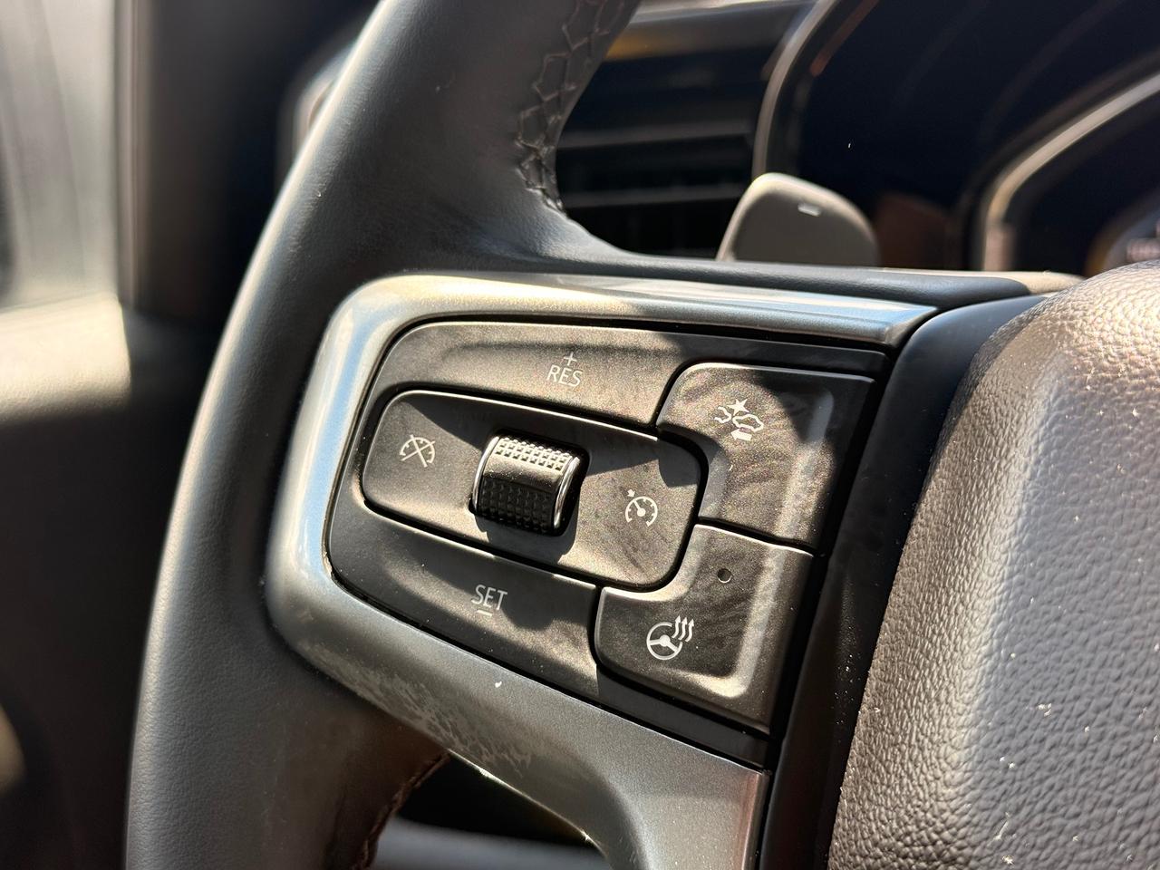 2024 Chevrolet Silverado 1500 RST Photo