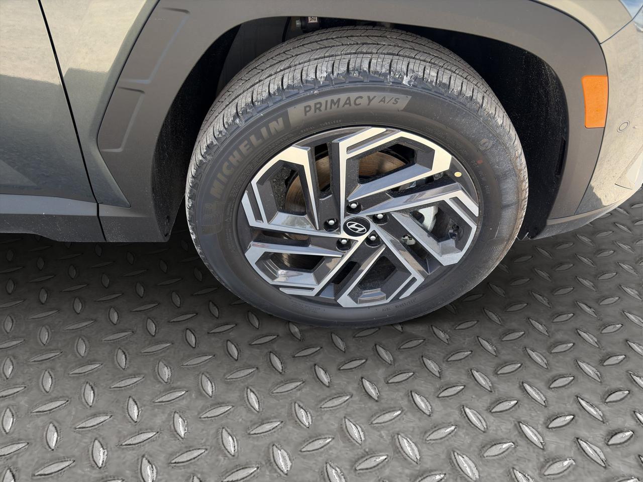 2026 Hyundai Tucson Hybrid Ultimate Photo1