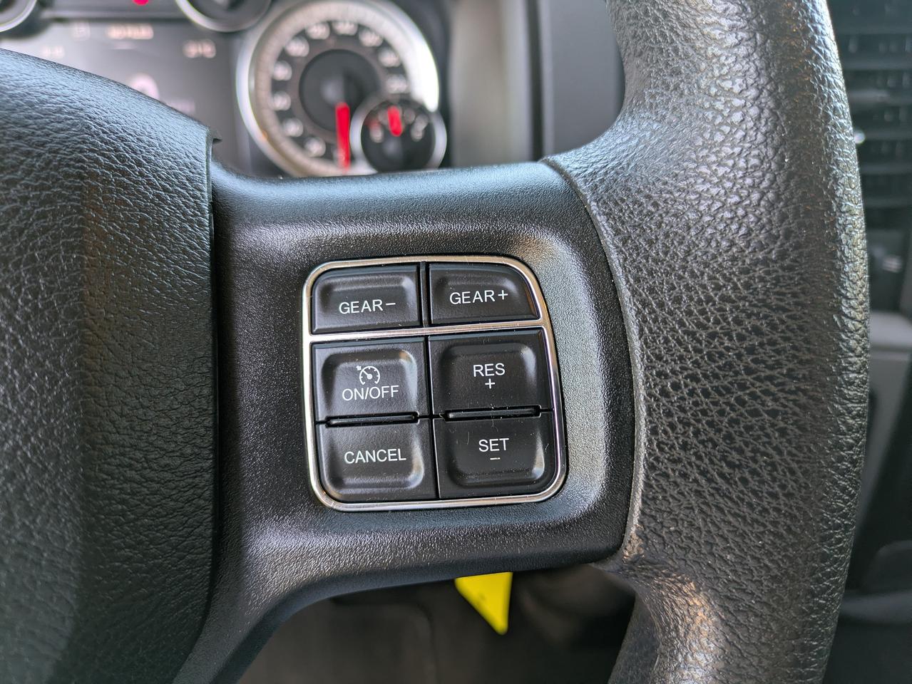 2019 RAM 1500 Classic EXPRESS 4X4 CREW CAB 5'7" BOX Photo