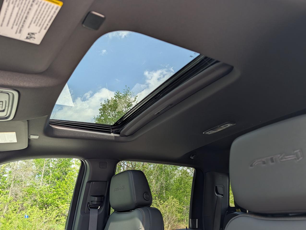 2026 GMC SIERRA 2500HD AT4 Photo