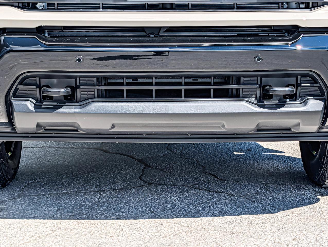 2026 Chevrolet SILVERADO 2500HD Custom Photo