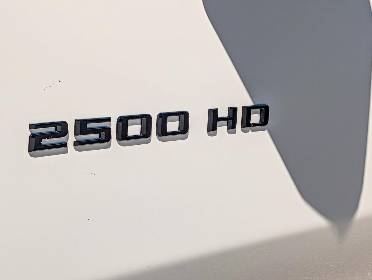 2026 Chevrolet SILVERADO 2500HD Custom Photo