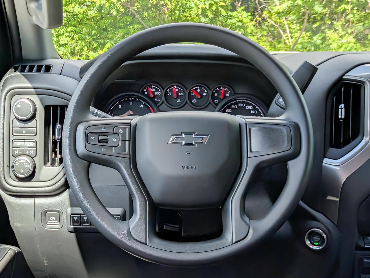 2026 Chevrolet SILVERADO 2500HD Custom Photo