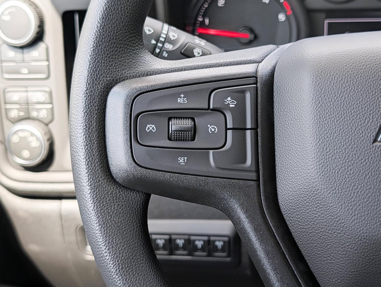 2026 Chevrolet SILVERADO 2500HD Custom Photo