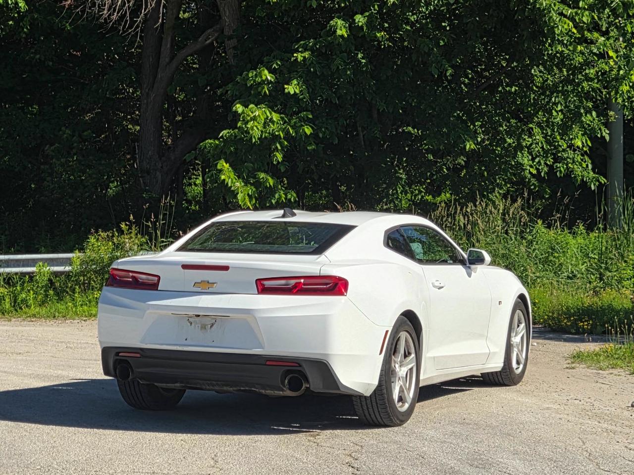2018 Chevrolet Camaro 1LT Photo