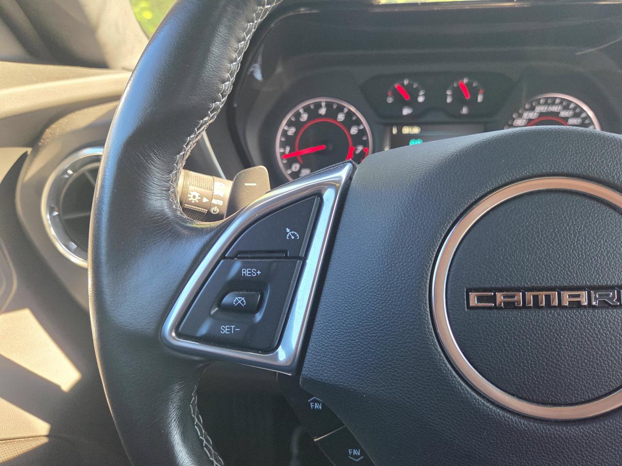 2018 Chevrolet Camaro 1LT Photo