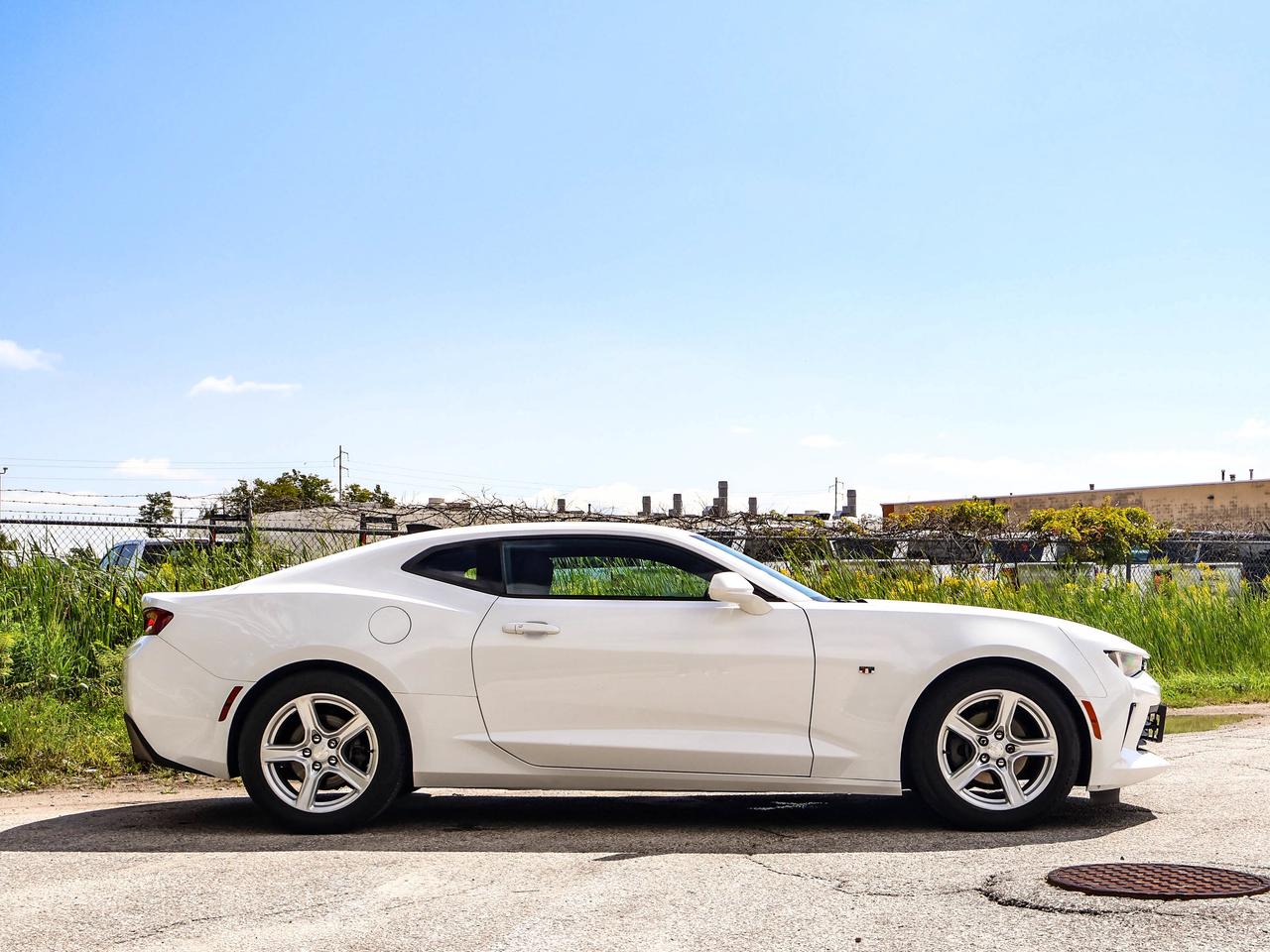 2018 Chevrolet Camaro 1LT Photo