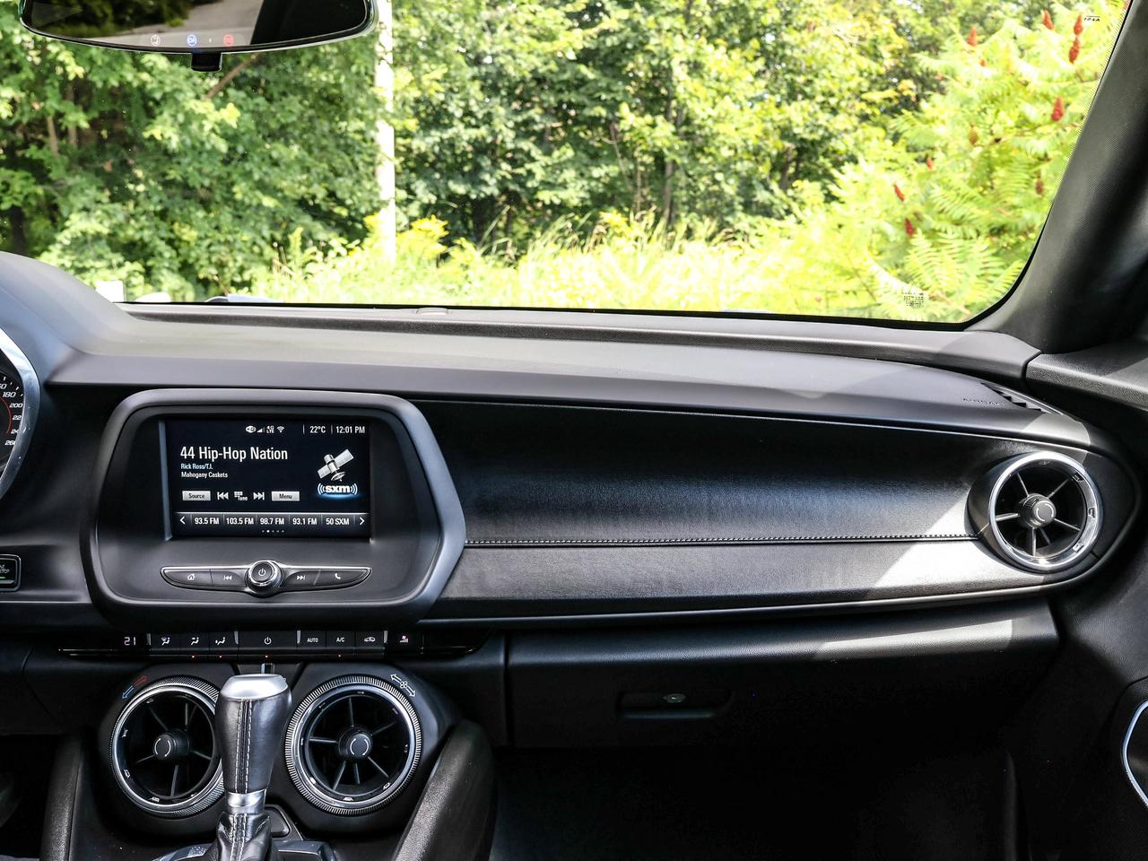2018 Chevrolet Camaro 1LT Photo