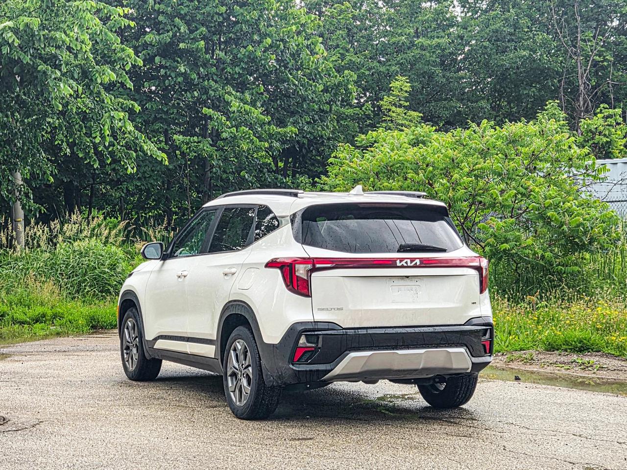 2024 Kia Seltos EX Photo