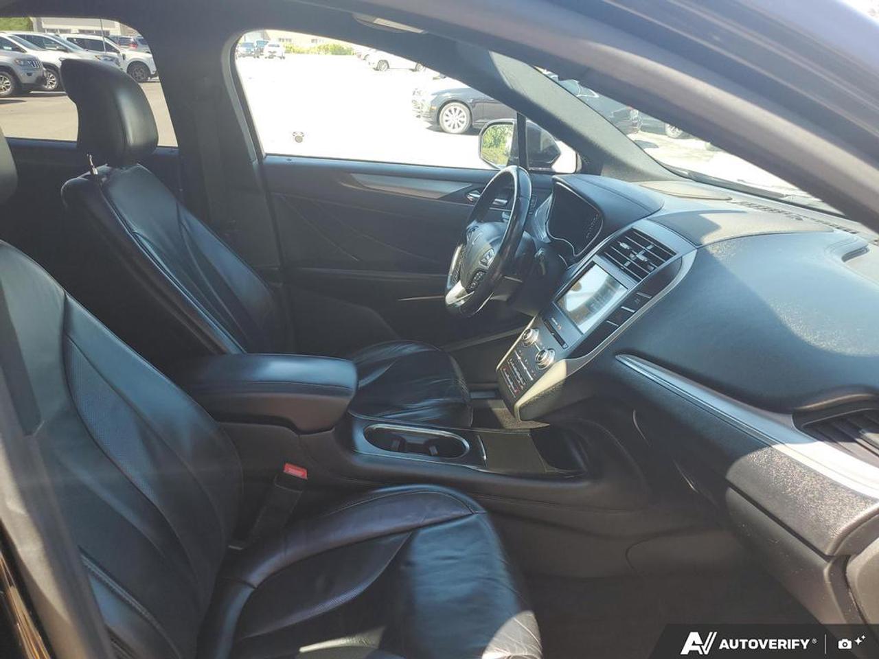 2019 Lincoln MKC AWD SELECT-NAVIGATION-PAN ROOF-LEATHER-REMOTE STAR Photo