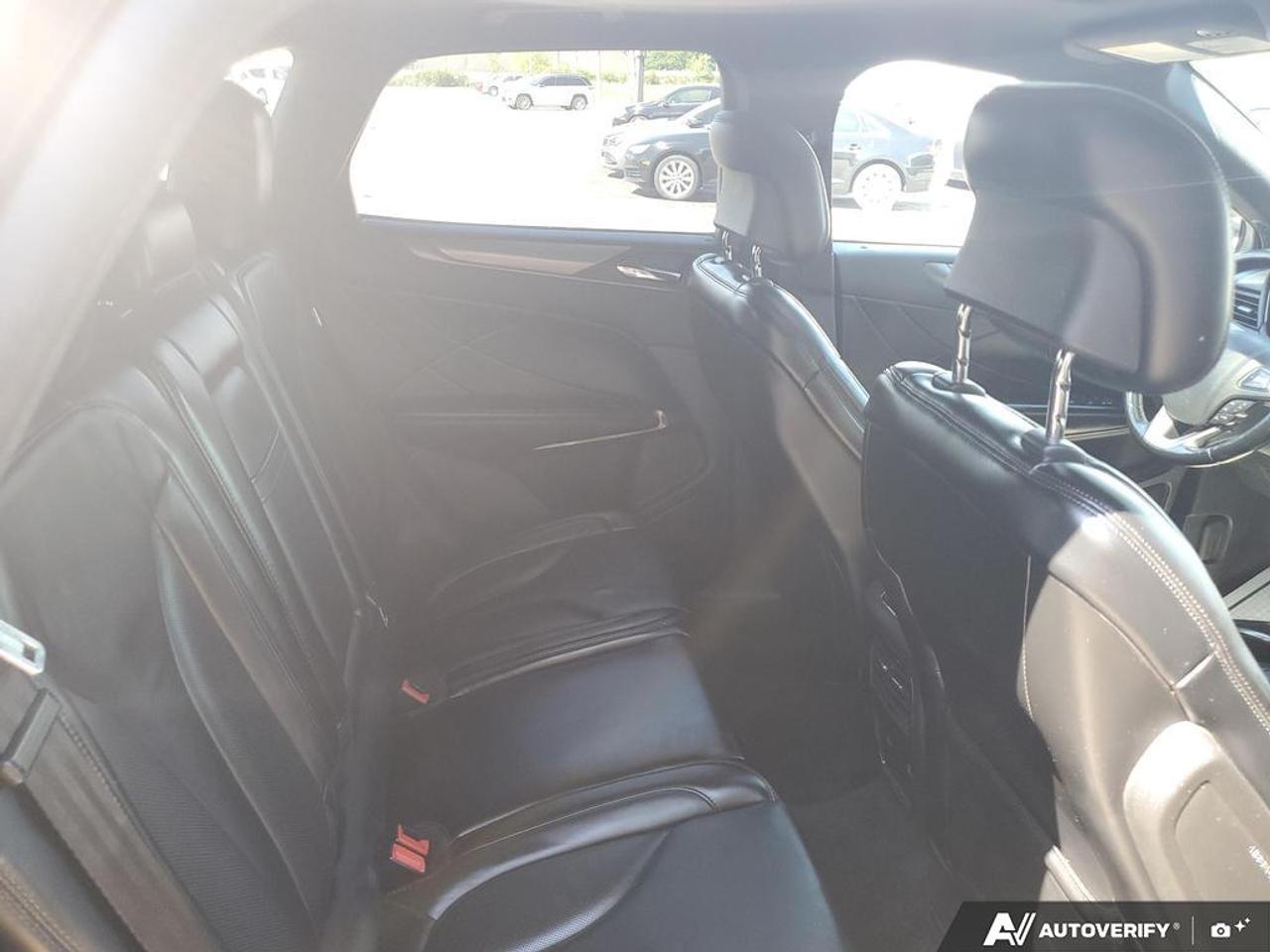2019 Lincoln MKC AWD SELECT-NAVIGATION-PAN ROOF-LEATHER-REMOTE STAR Photo