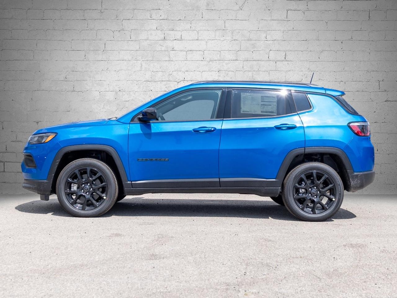 2026 Jeep Compass NORTH Photo2