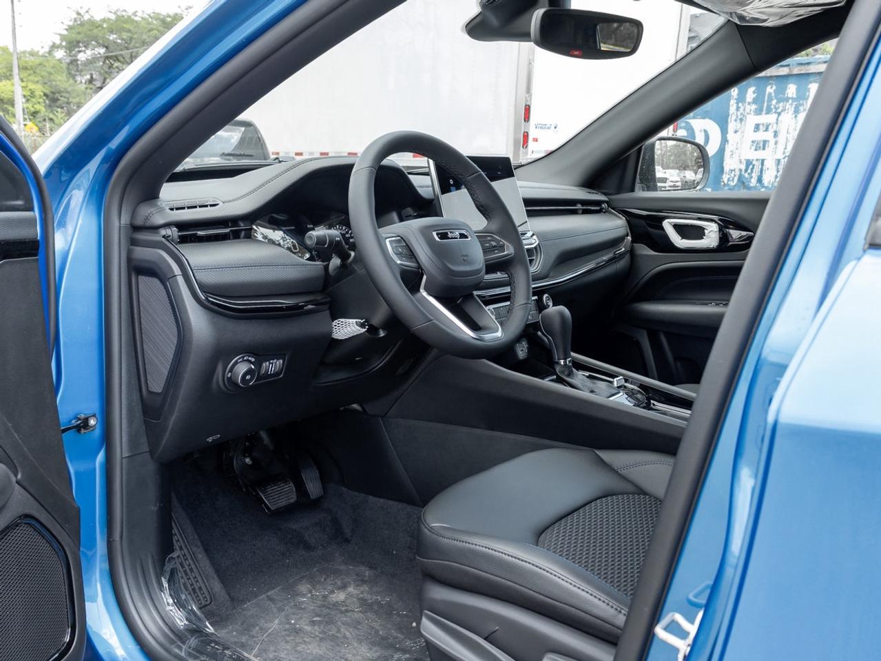 2026 Jeep Compass NORTH Photo